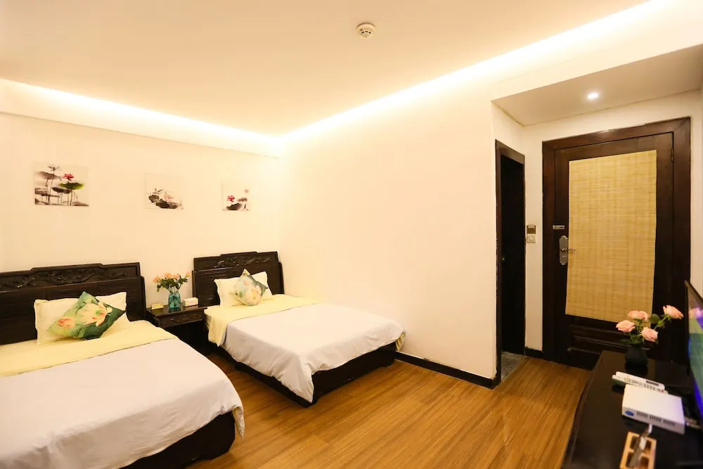 West street No 8 Inn