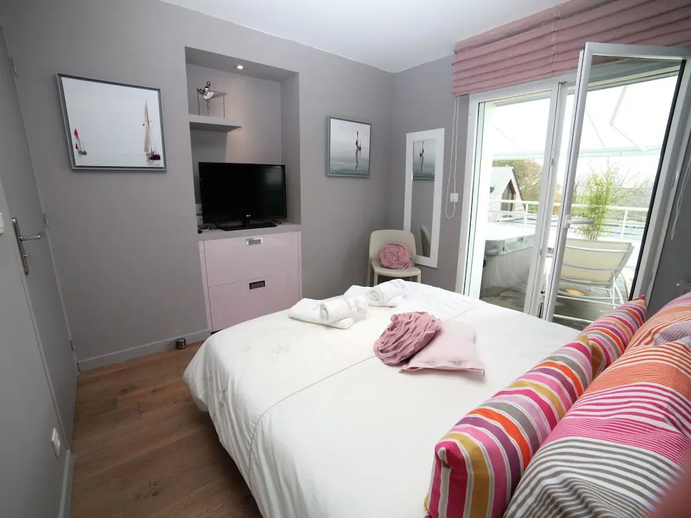 Modern Apartment near Beach in Benodet France