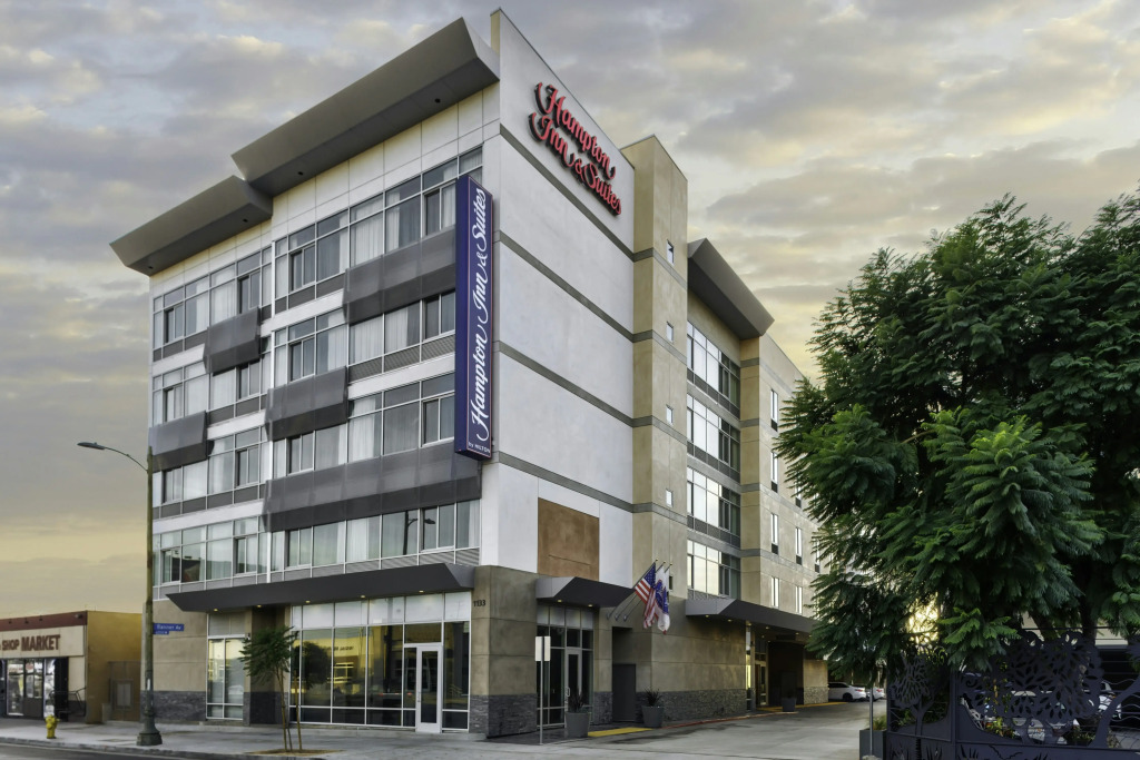 Hampton Inn & Suites Los Angeles/Hollywood, CA