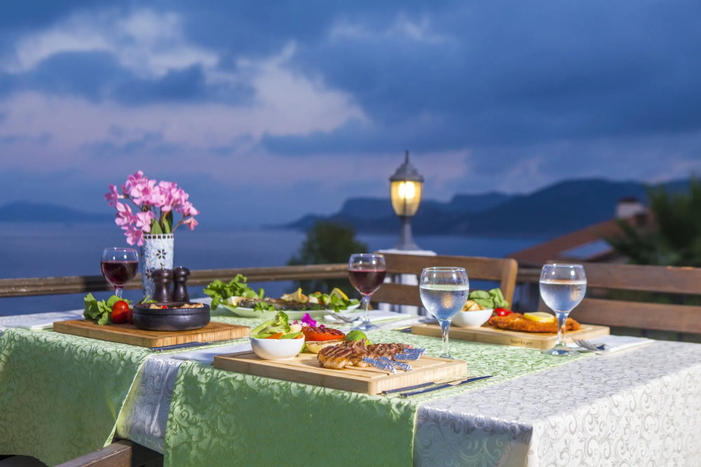 Amphora Hotel