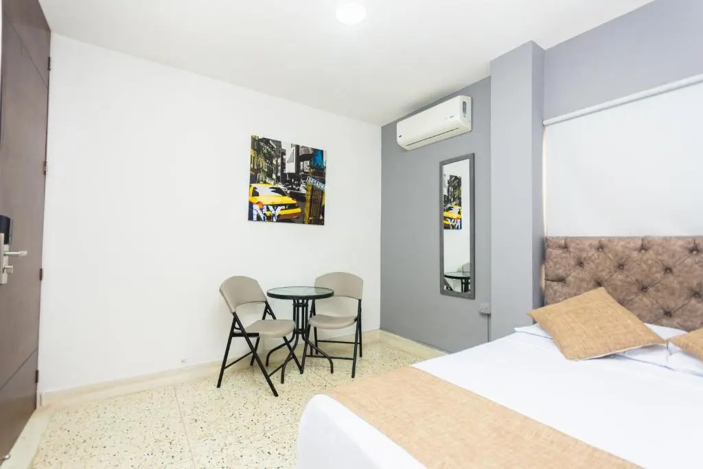 Hotel Med Suites 94