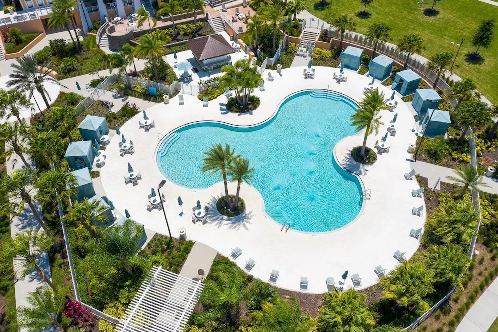 Luxury 6 Bed Villa with Pool/Spa in Solara Resort