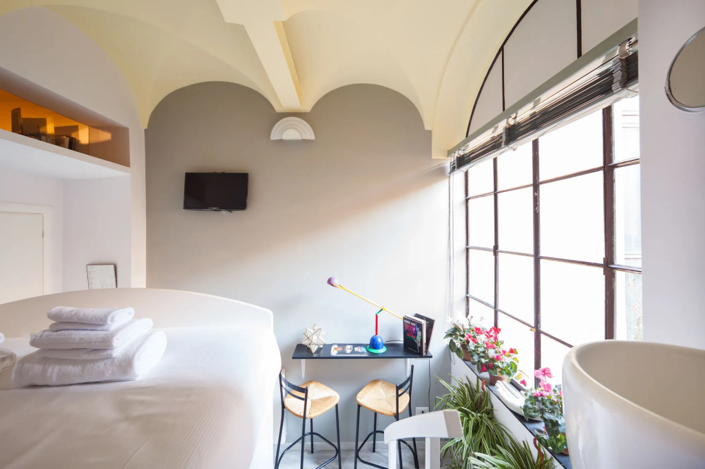 Trevi Art Suite