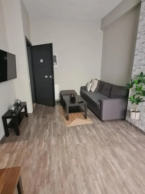 Trikala Easy Living B1 kai B2
