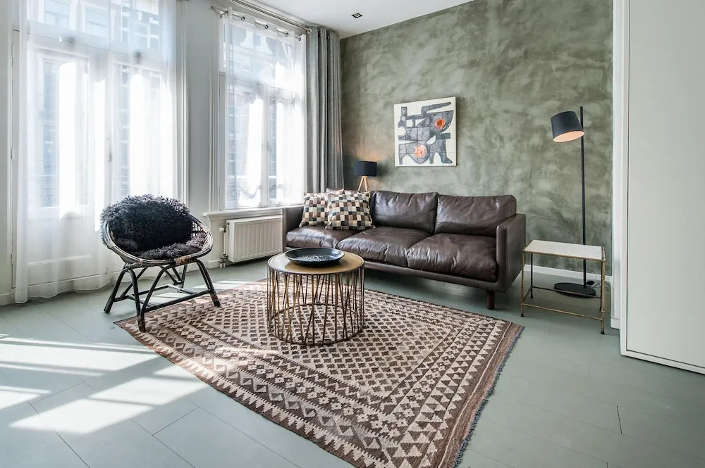 Leidse Square Marnix Apartments