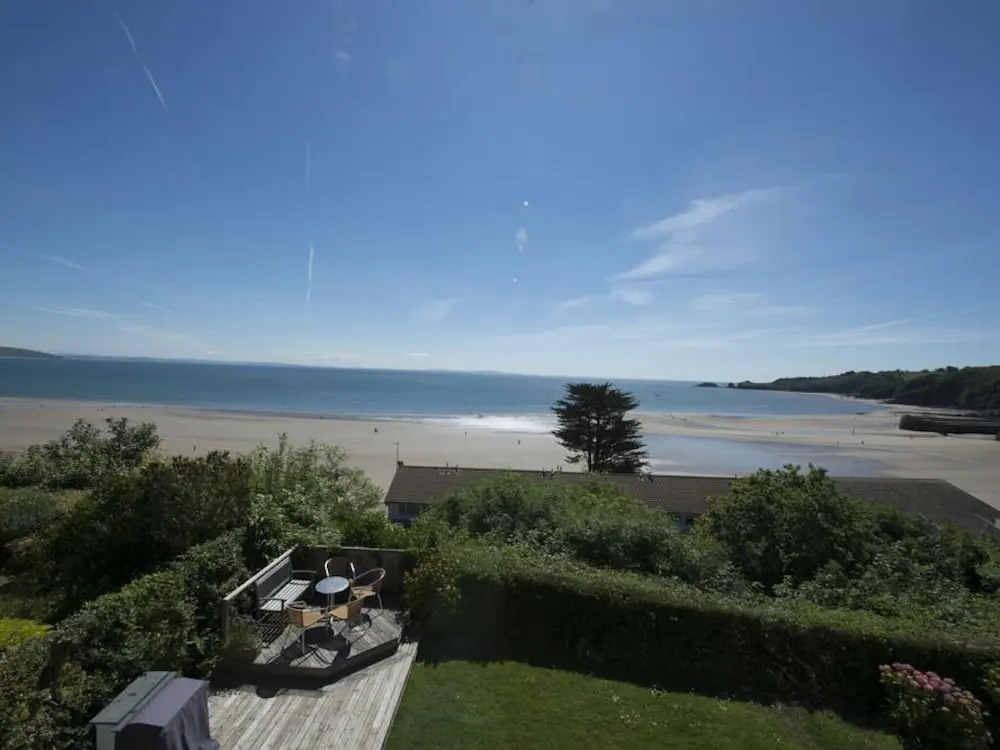 Luxury Property With Magnificent Panoramic Views of the sea