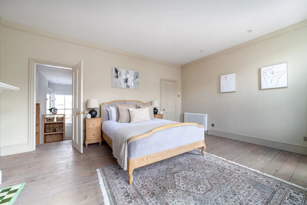 5 Bed Apartment in Clapham