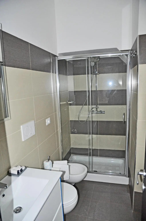 Dea Roma Inn