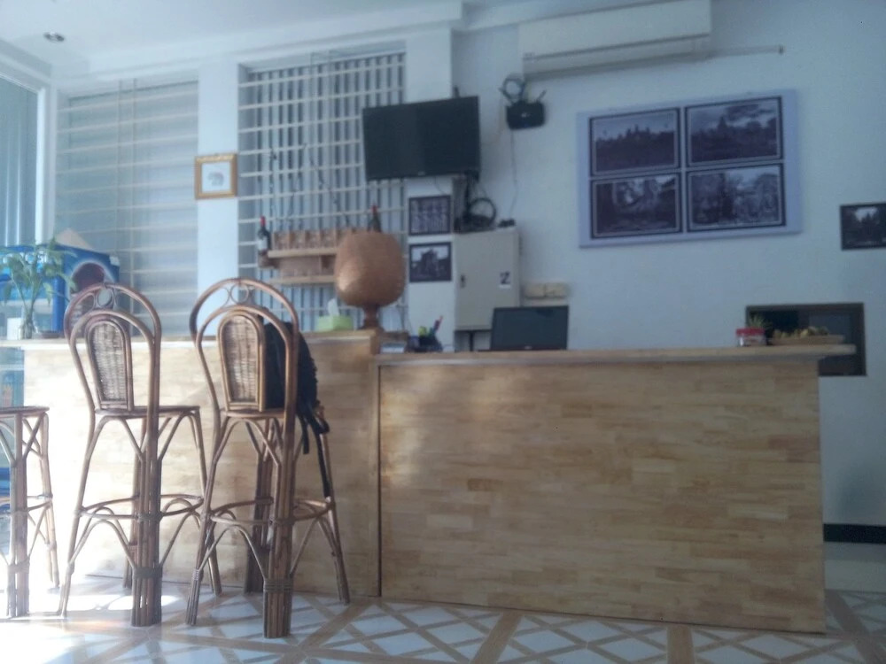 Seven Rooms Villa