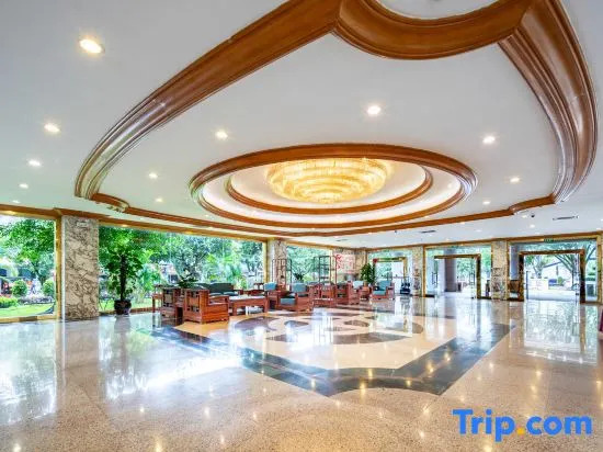 Xinkaitong Hotel Ruili