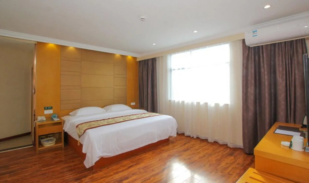 GreenTree Inn Guilin Qixing District Wanda Square Hotel