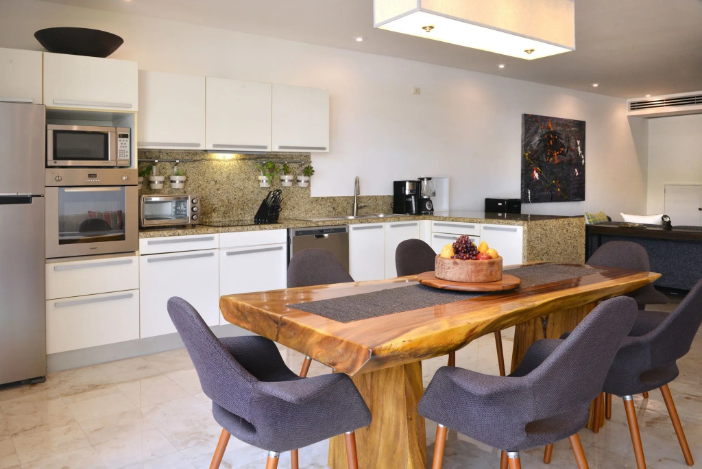 Magia Beachside Condo