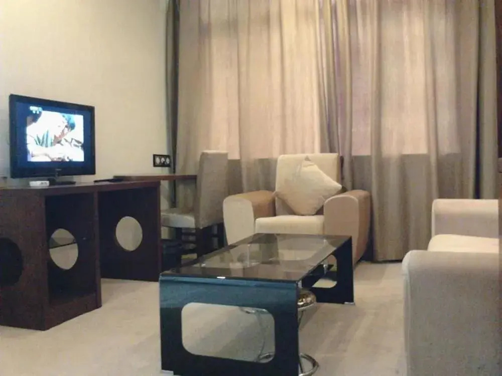 YHT Healthcare Chain Hotel
