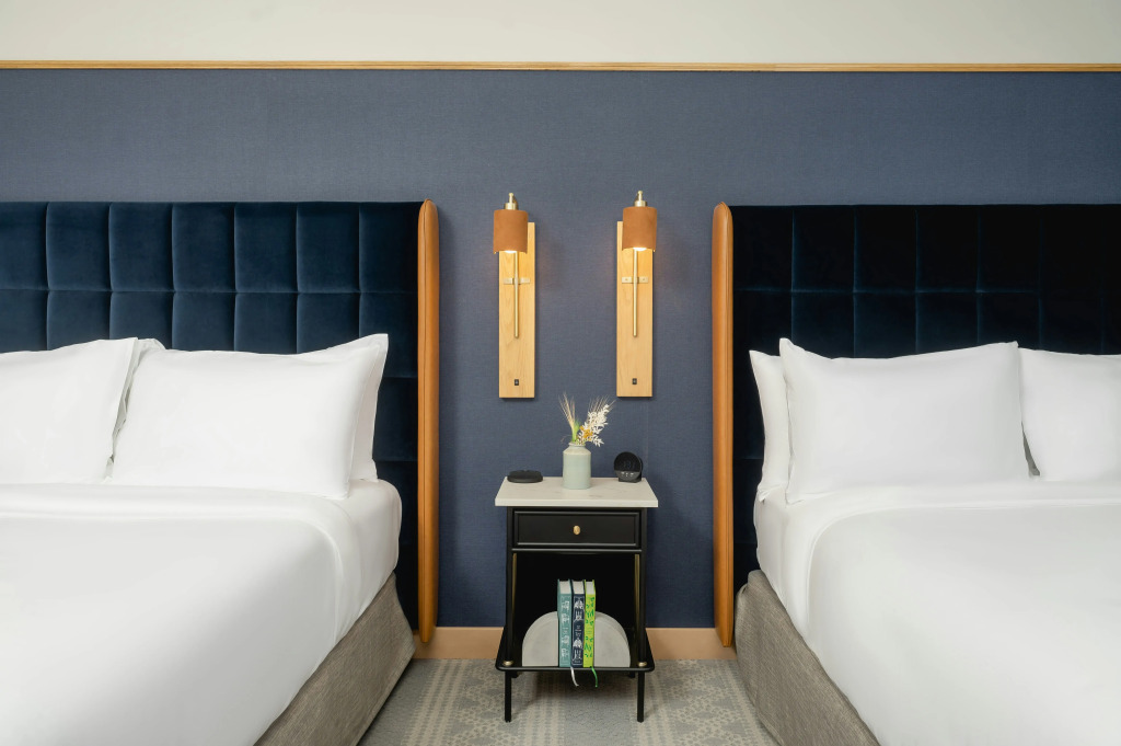 Jasper Hotel