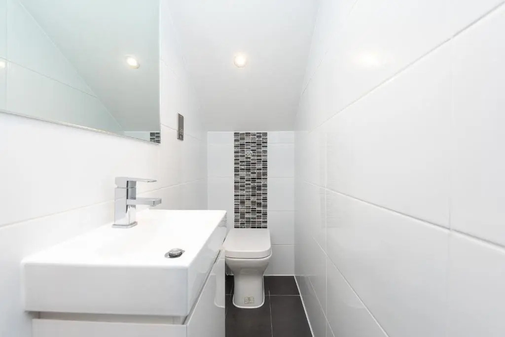 Beautiful Apartment in Gorgeous Location (Dh8)