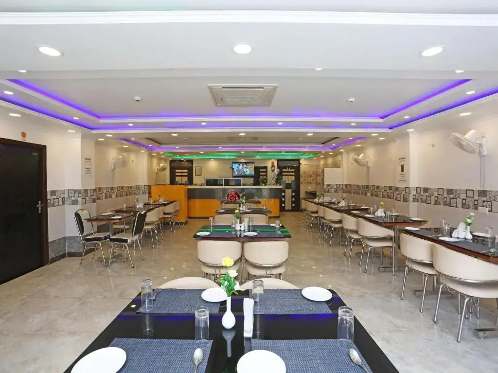 SS Hotel By OYO Rooms