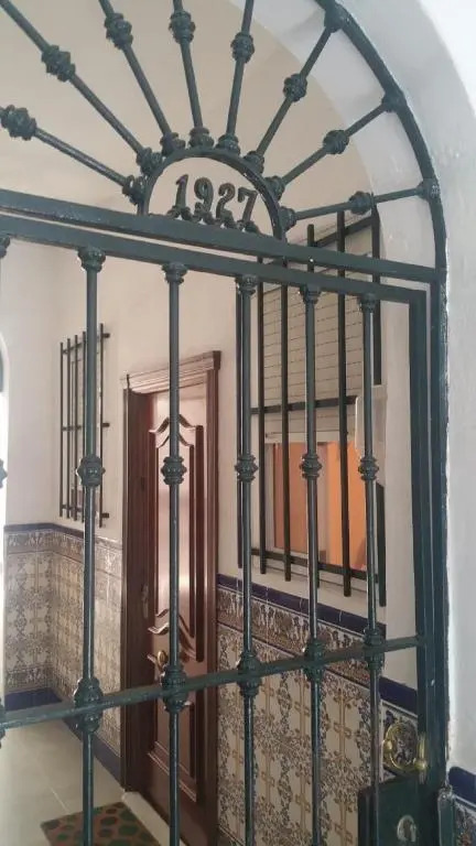 Sevilla Triana Leon Sanz