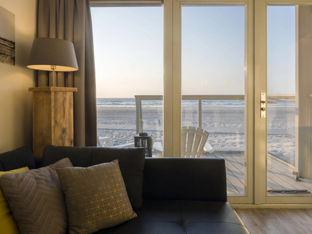 Beach House in a Dream Location on the Beach