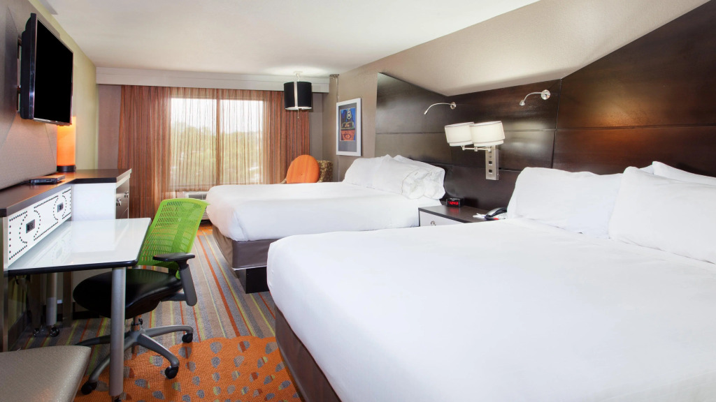Holiday Inn Express Atlanta Galleria-Ballpark Area by IHG