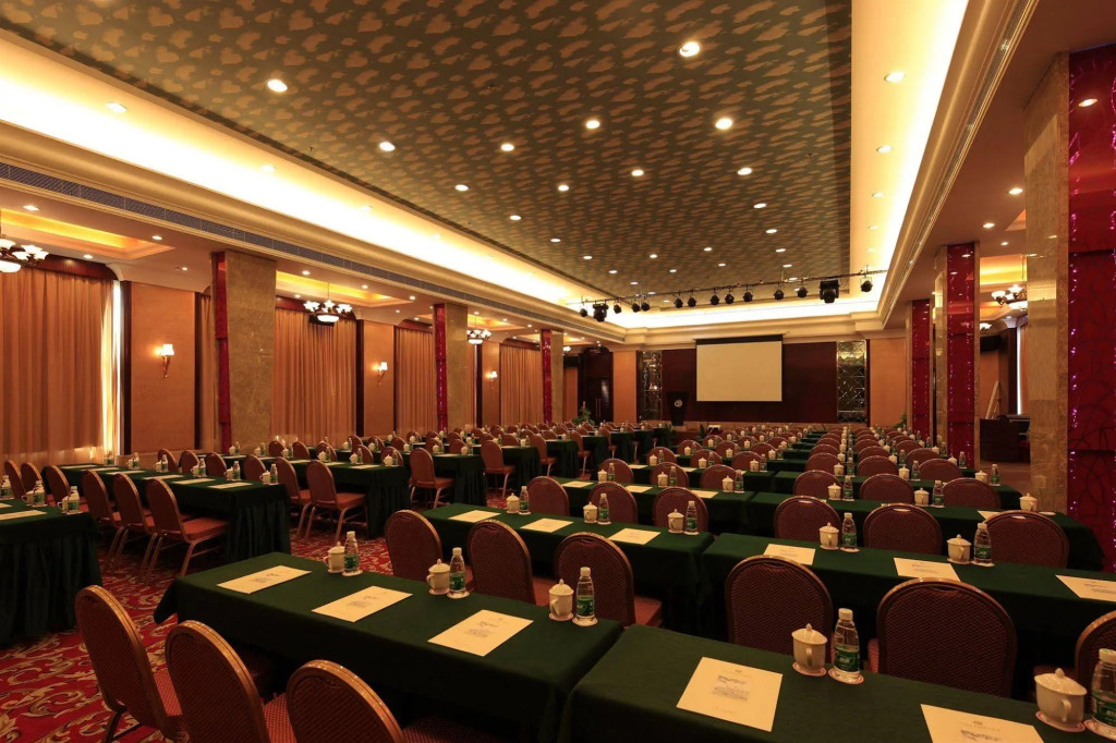Guangzhou Nanfang Yiyuan Hotel