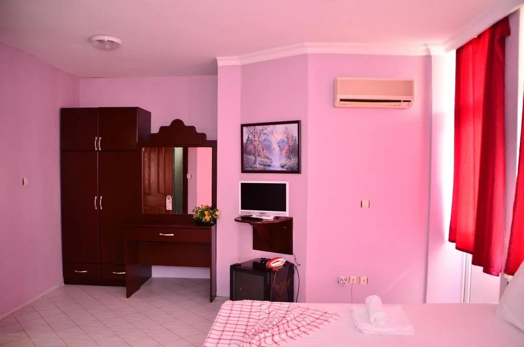 Golden Rock Hotel