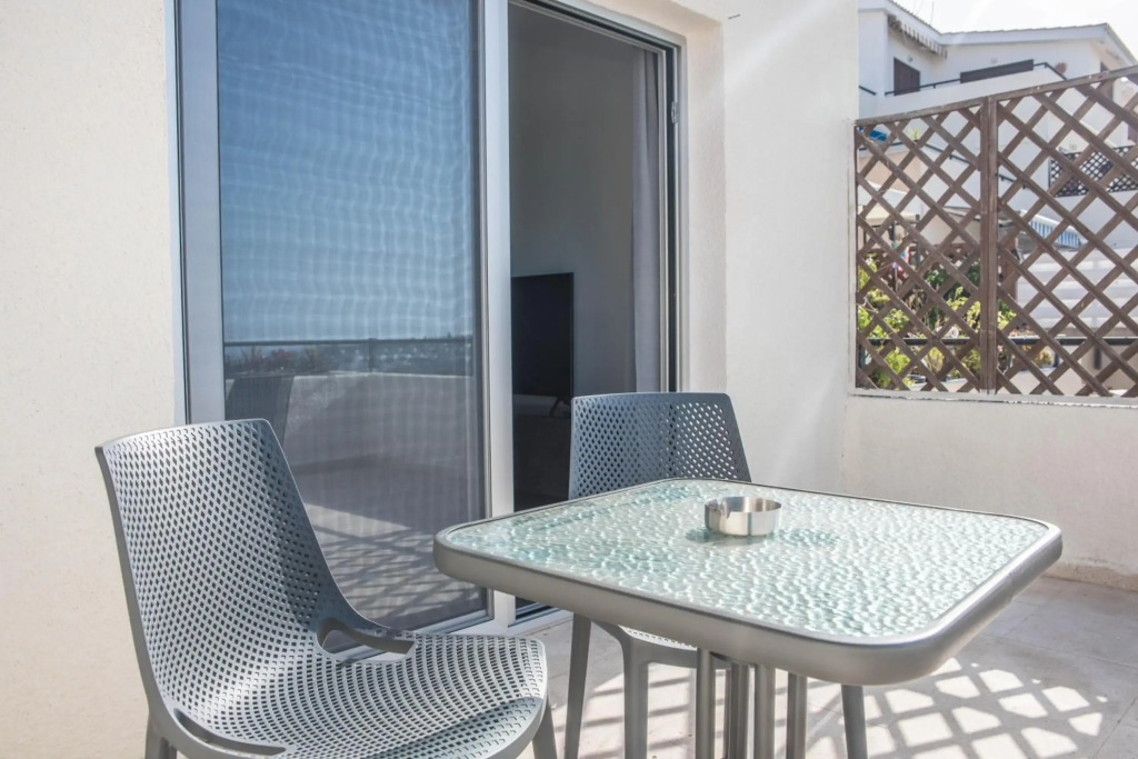 Lovely one bedroom apartment with nice view