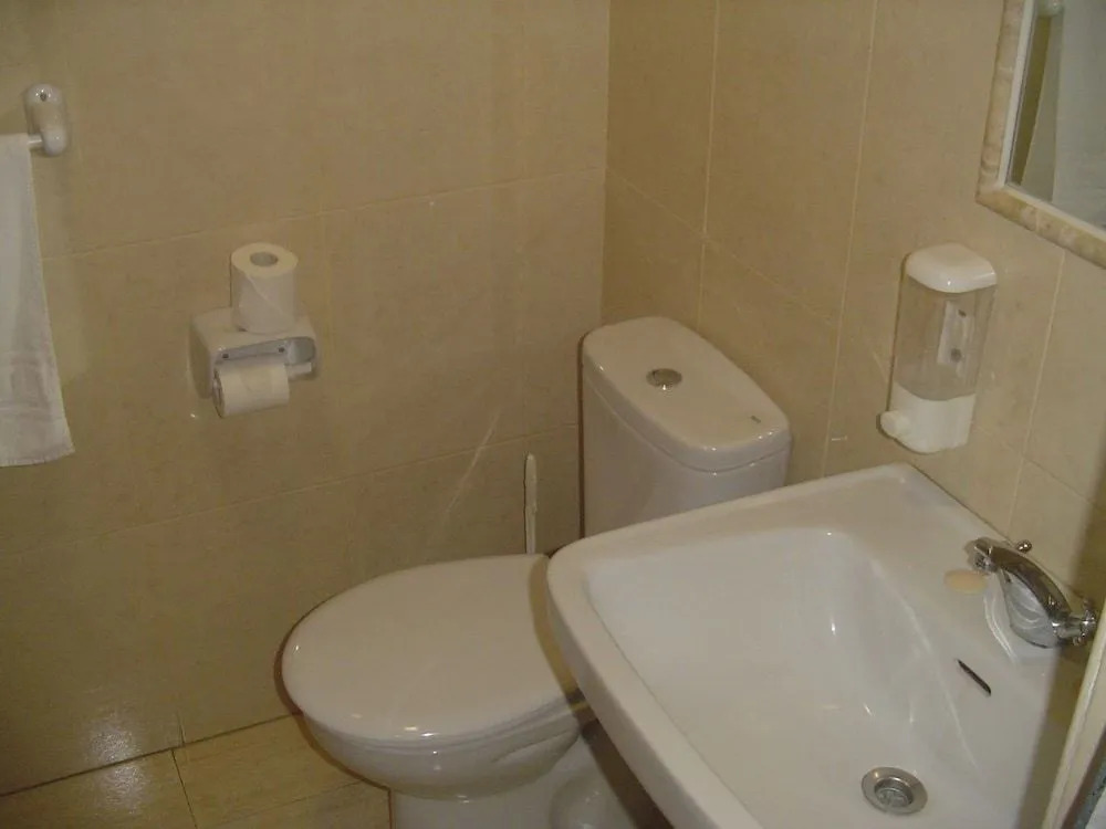 Hostal Cabrera