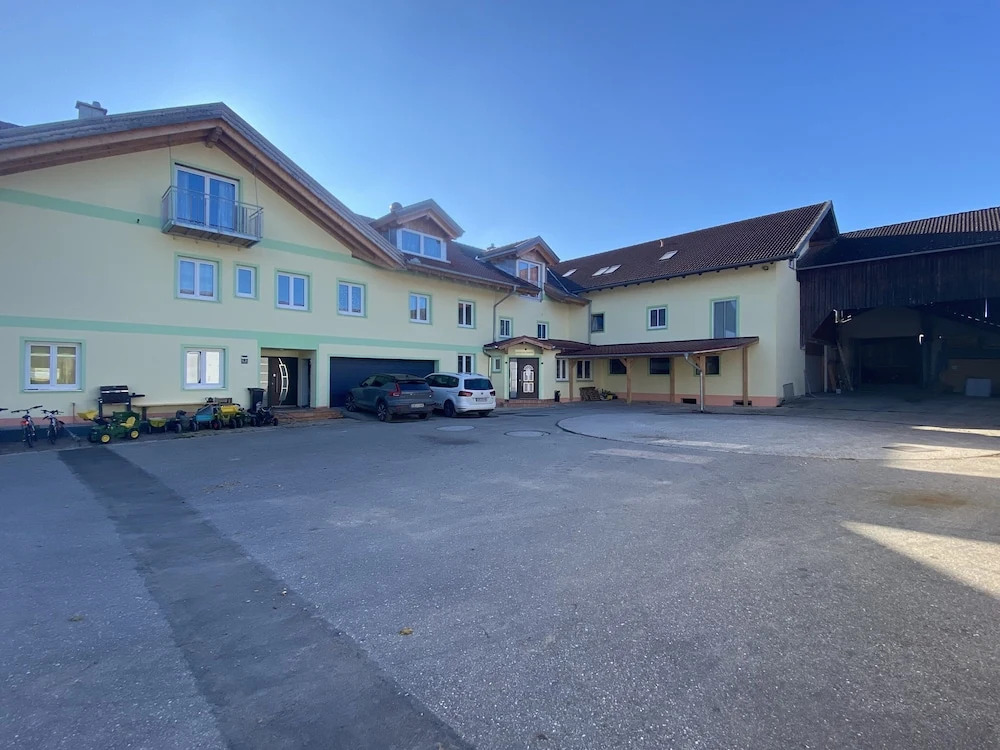 HotelPension Weberhof