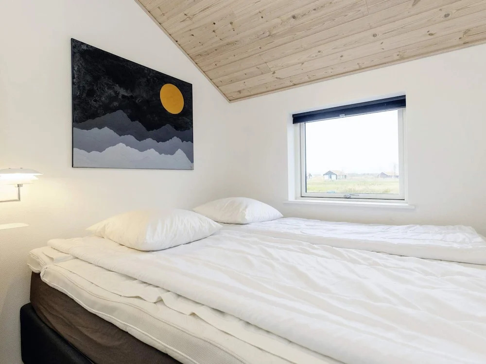 6 Person Holiday Home in Vaeggerlose