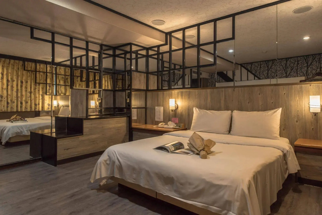 Shanghai Hotel