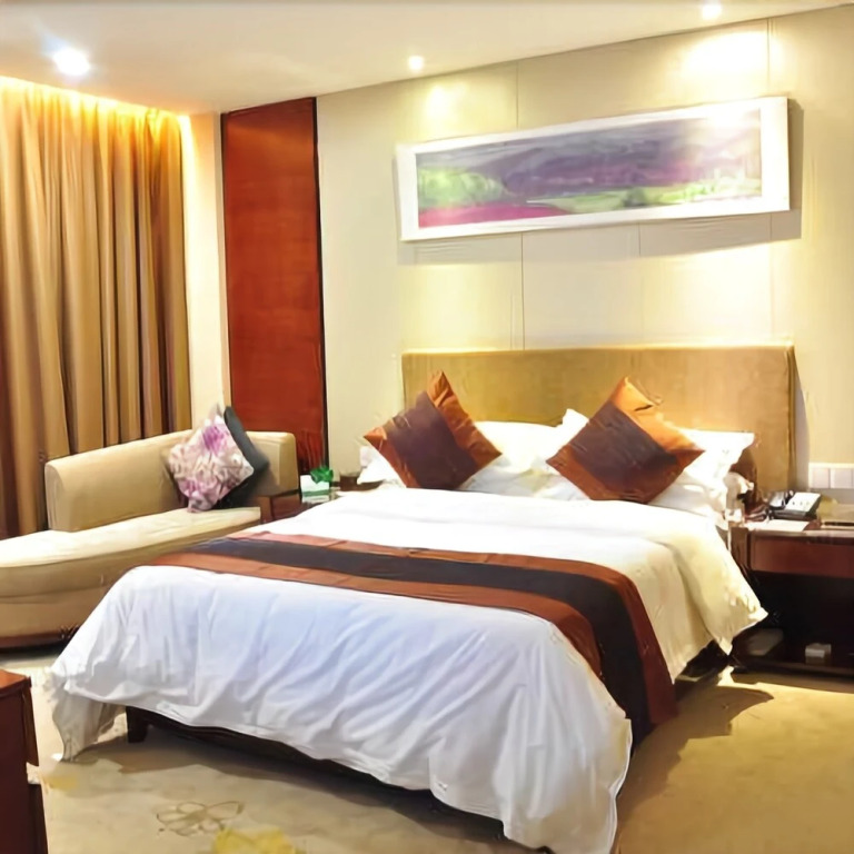Grand Slam Hotel