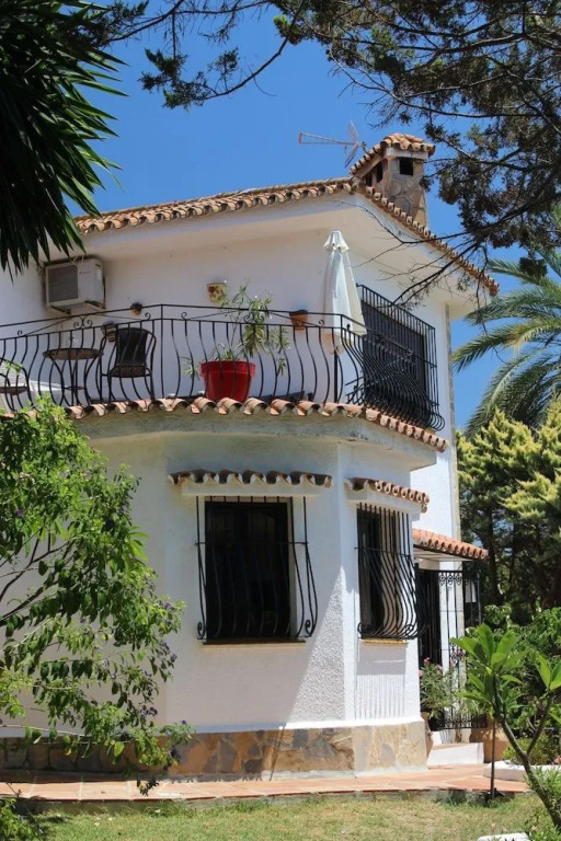 Villa Mare Bed & Breakfast