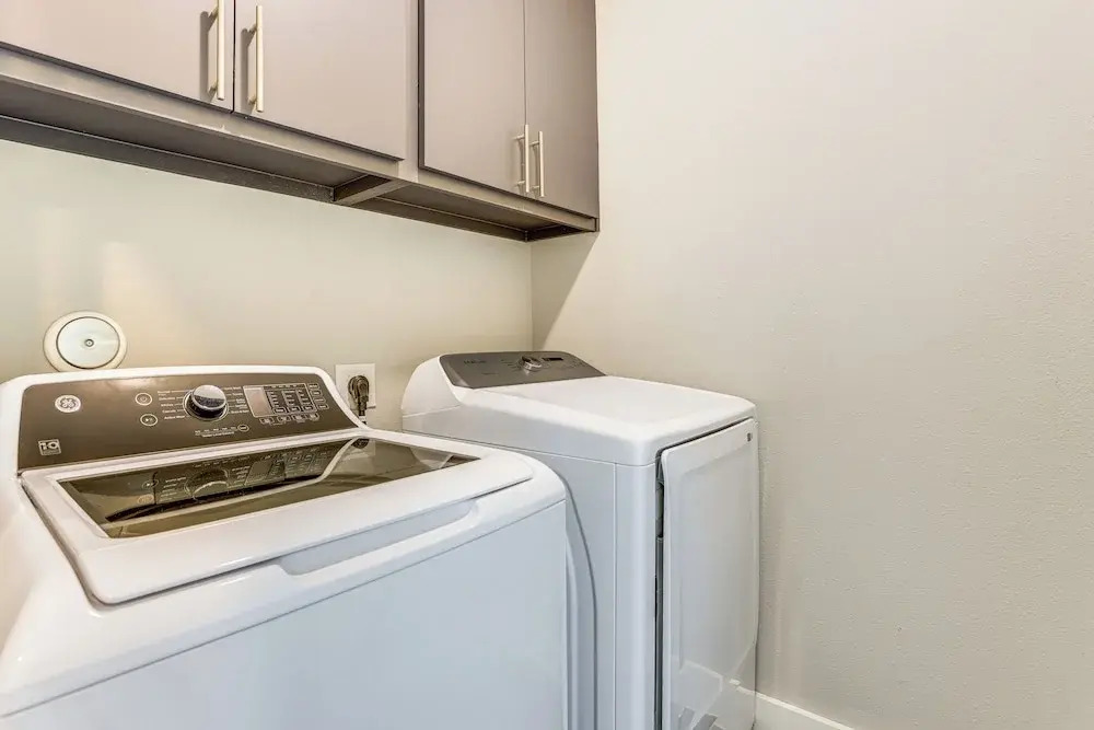 2 Mi to Dtwn: Modern Houston Home w/ Private Patio
