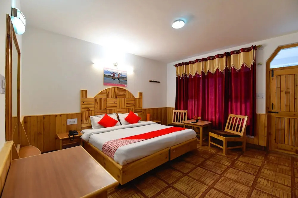 OYO 6426 Hotel Rishi Palace