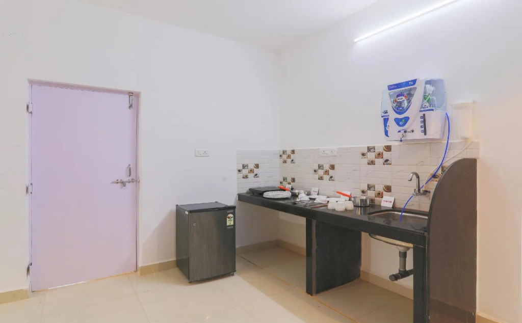 OYO Home 23310 Designer 1BHK