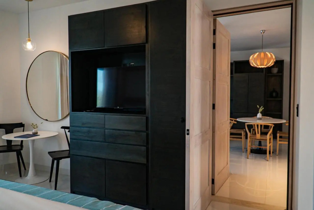 Flamboyan Hotel & Residences
