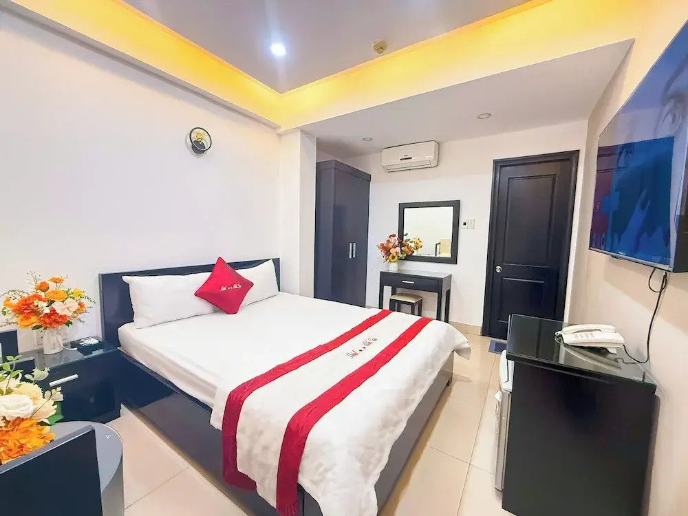 Bien Sao Hotel Duong Quang Ham