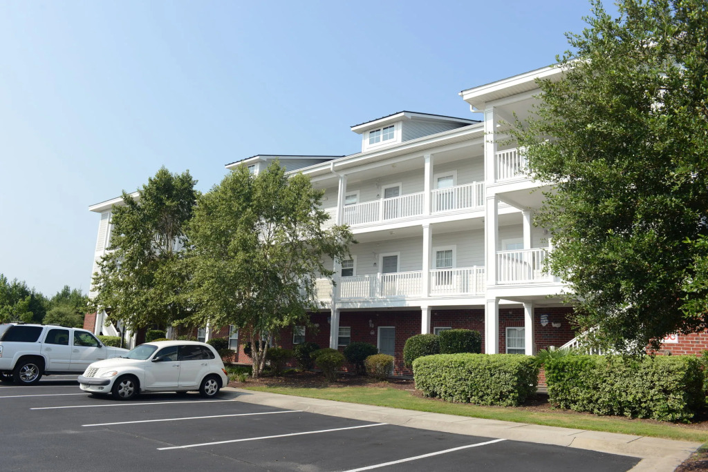 River Oaks Resort