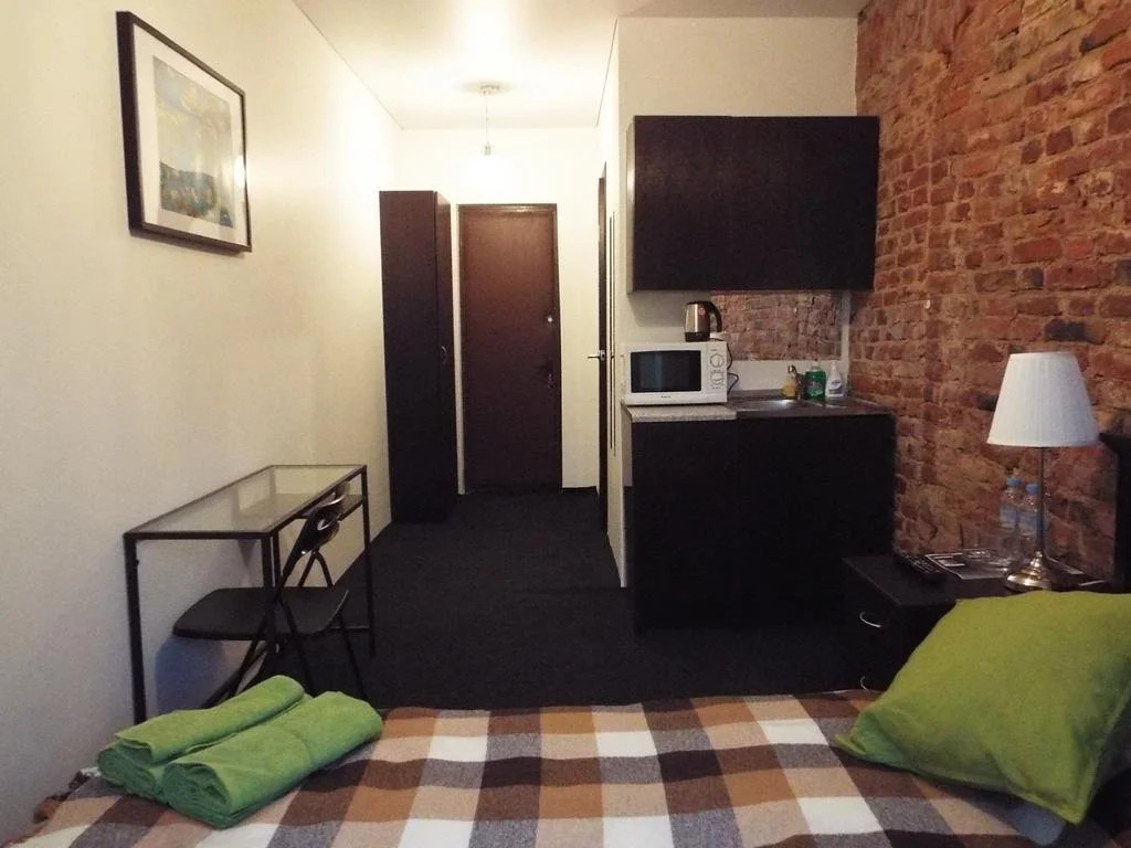 V&V Hostel