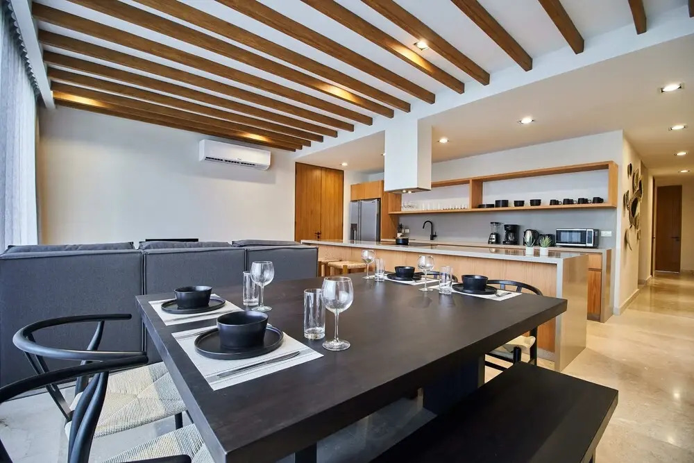Pure Condos 304 By Lockey
