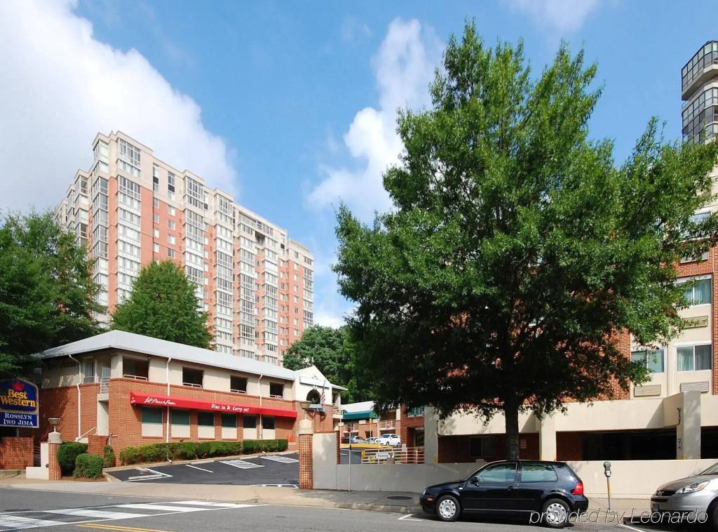Best Western Rosslyn Iwo Jima