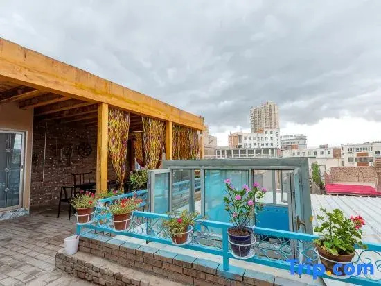 Kashi | JiangYue: Western Region - Styled Featured Homestay
