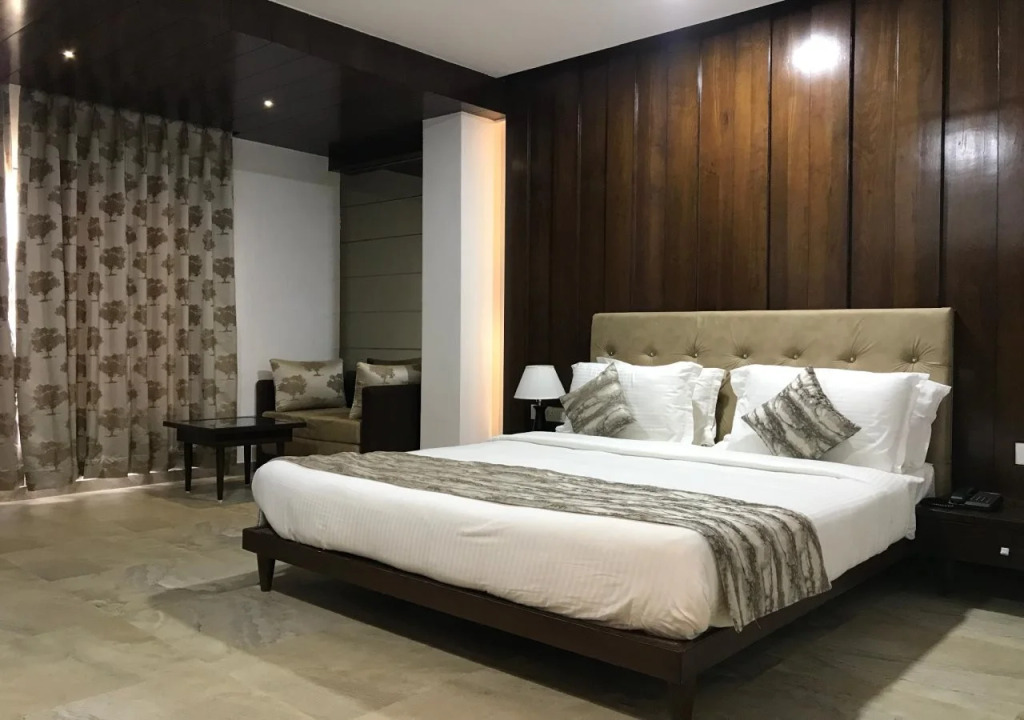 Virgo inn Rajdhani by OYO Rooms