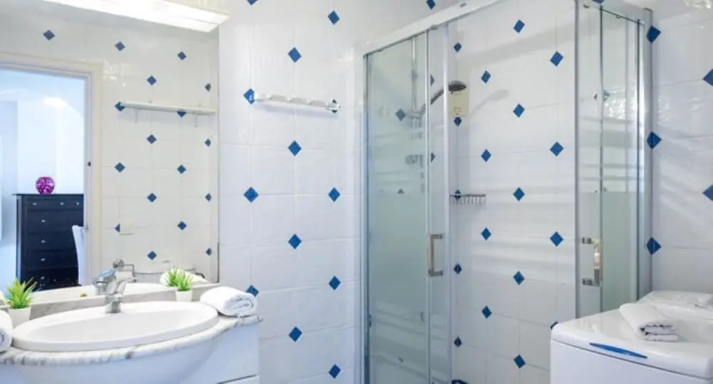 Apartment - 2 Bedrooms with Pool and WiFi - 107875