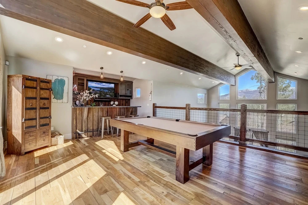 Elk Point Paradise