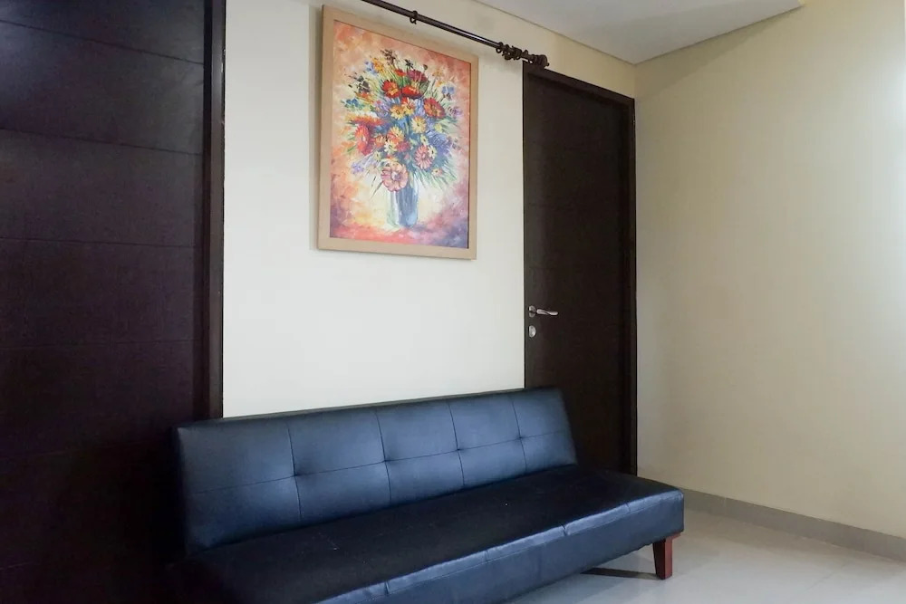 Best View & Strategic 2BR Apartment at Tamansari Papilio