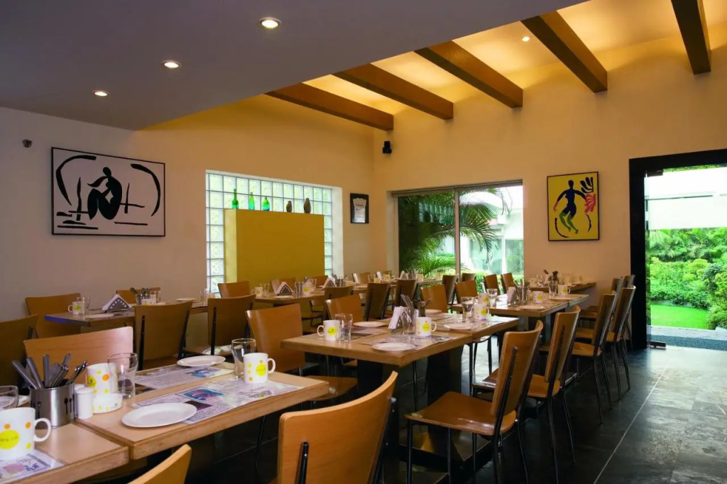 Lemon Tree Hotel, Udyog Vihar, Gurugram