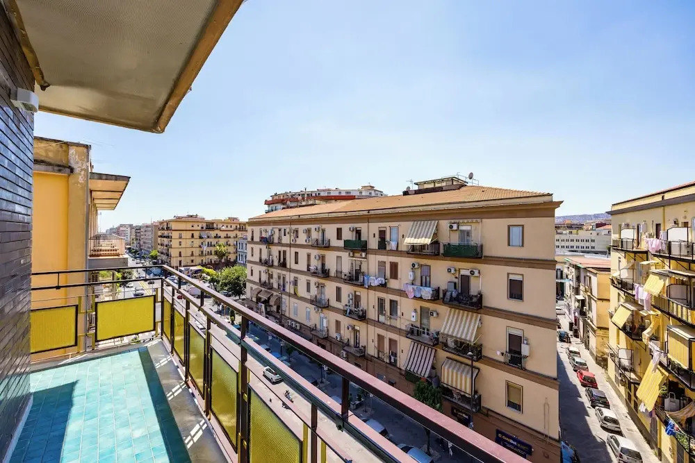 Carlo III Guest House