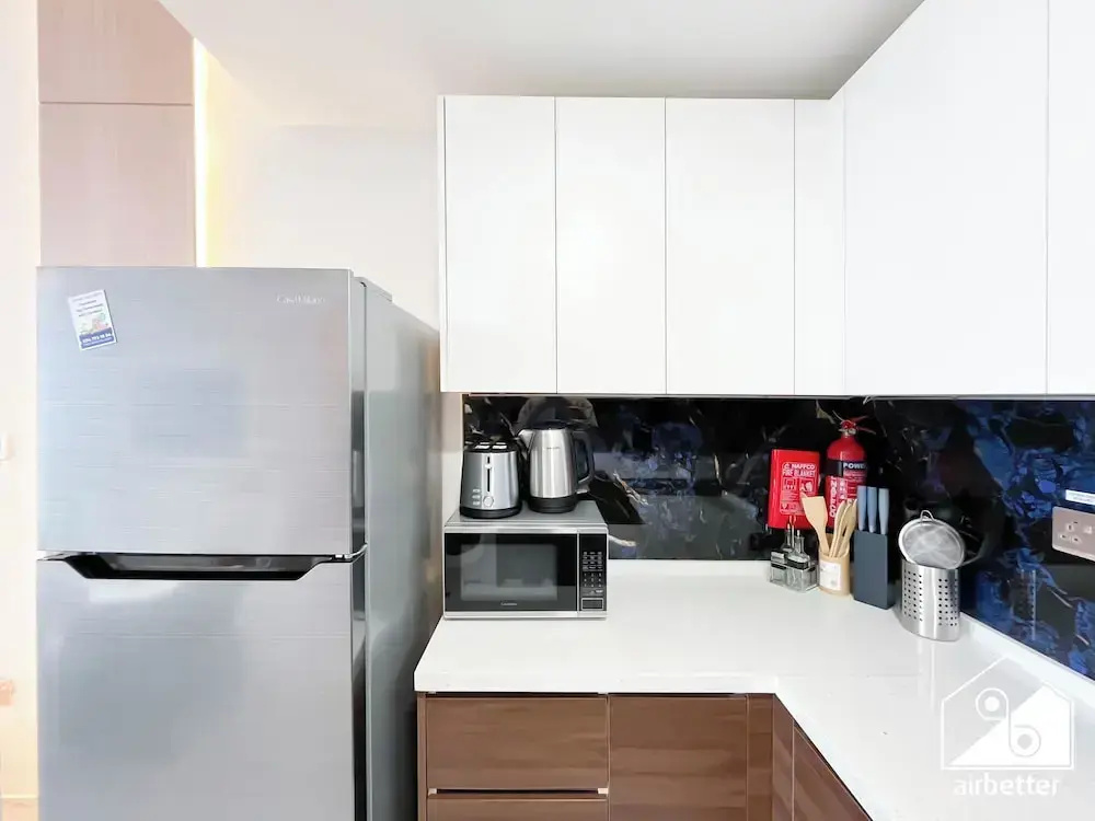Jewelz Luxury 2BR Balcony, Pool & Garden Views
