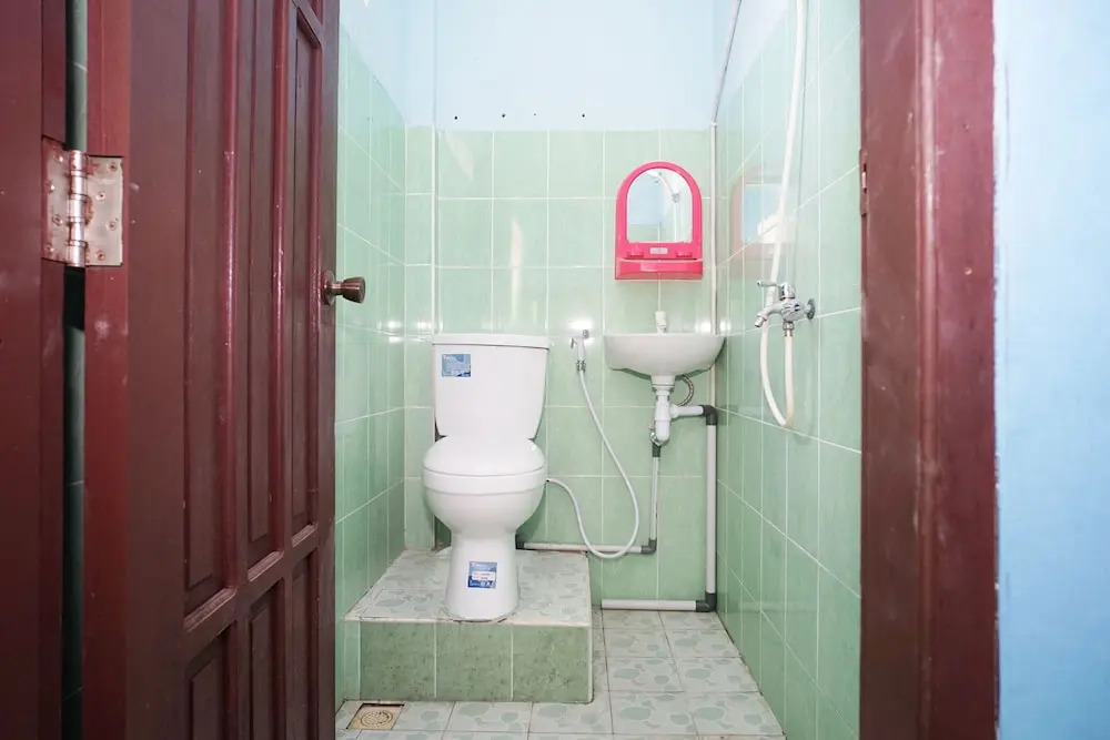 Winolanto Guest House Syariah by OYO Rooms